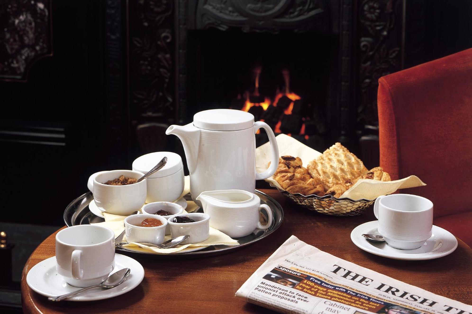 Woodlands Hotel & Leisure Centre Waterford Bagian luar foto